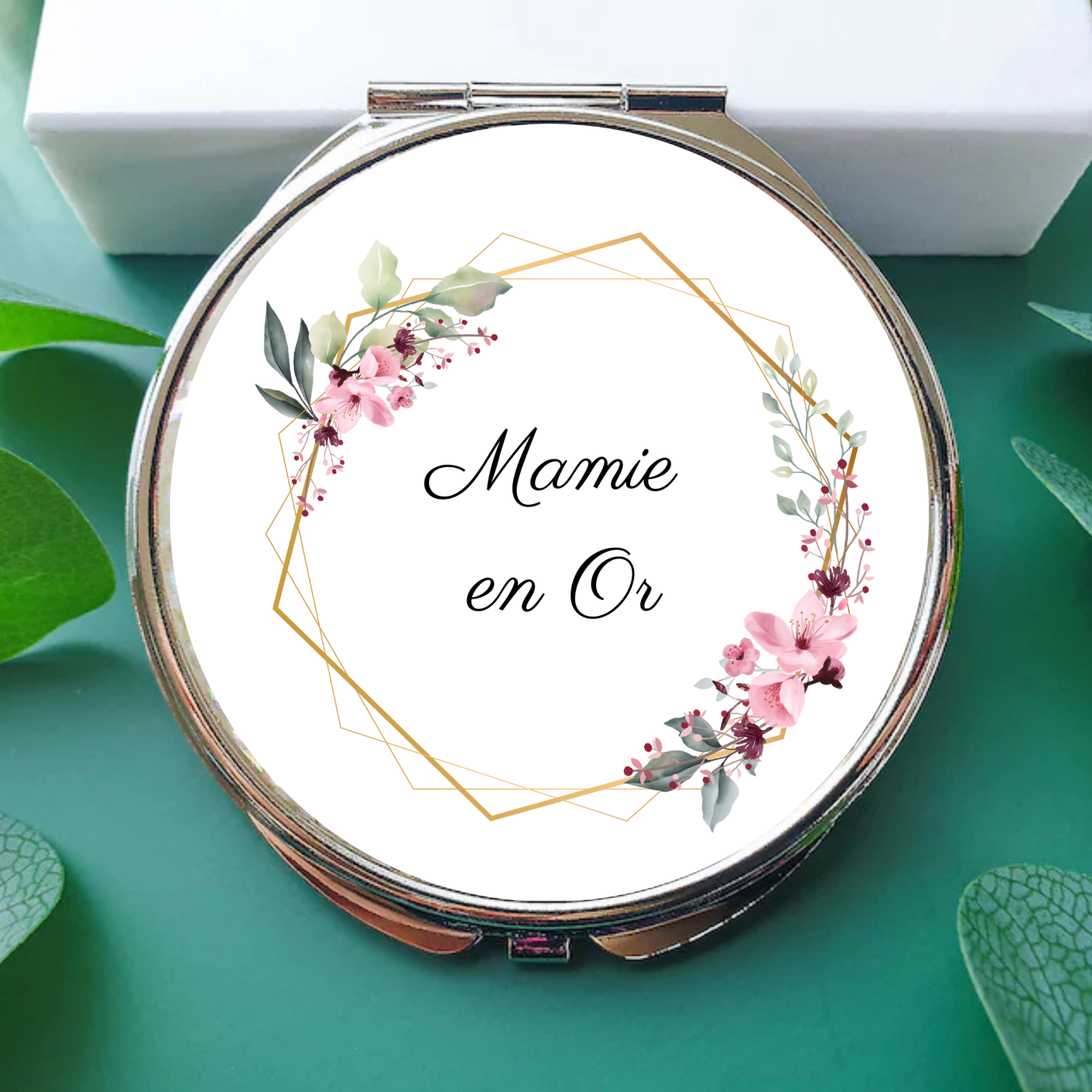 Miroir de Poche "Mamie en Or" – Un Cadeau Élégant et Symbolique ✨💖