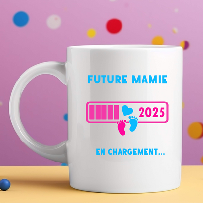 Mug Future Mamie en Chargement 2025 – Cadeau Unique et Touchant